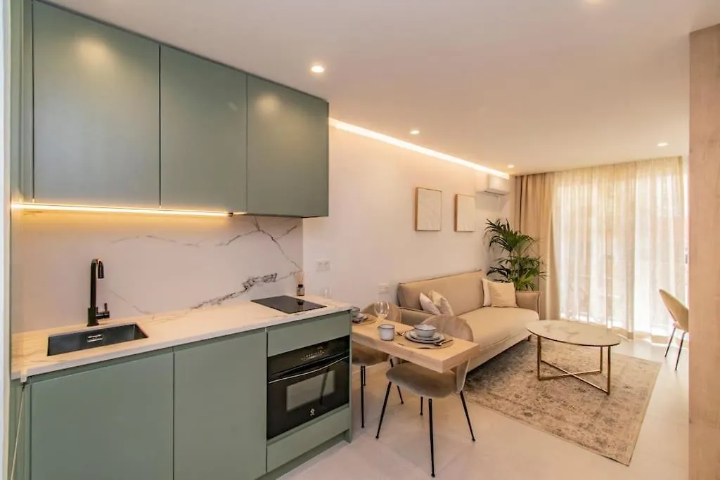 Marbella Beach & Center Apartment